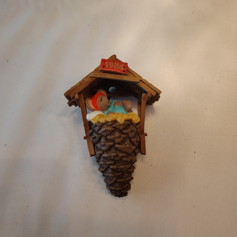 1986 Hallmark Chris Mouse Ornament